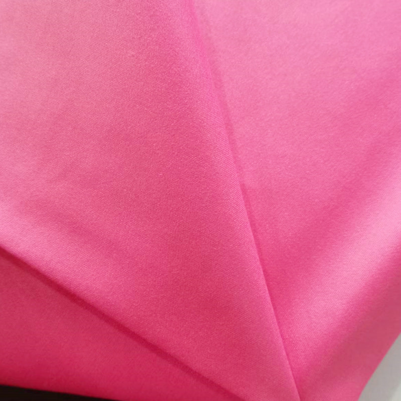 TMIE-08-1-2 85GSM 125 cm Komfortabel beklædningsskjorte og smidigt forstof 100 % polyester Forskellige farver tilgængelige Farvet poleret polyester poplin stof