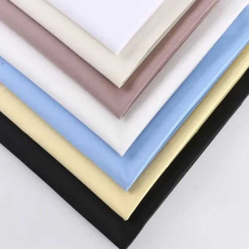 TMIE-08-4-2 Mellemvægt 115GSM farvede farver polyester poplin twill stof